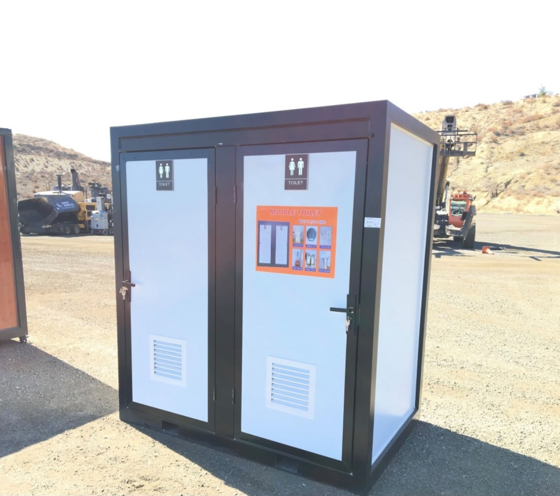 mobile_toilet_2stall4 mobile_toilet_2stall4